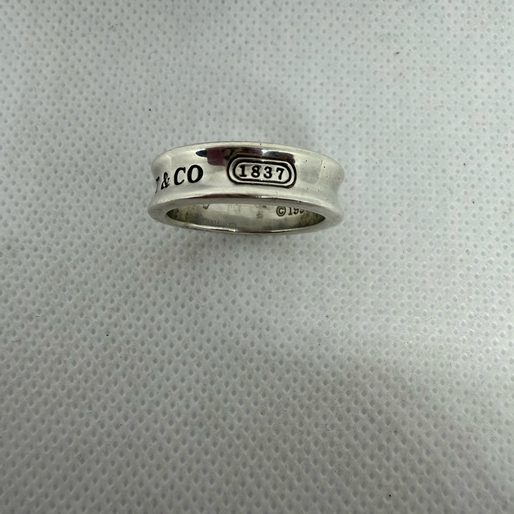 Tiffany & Co. 1827 Concave Sterling Silver Band Sz 9.5 - Picture 5 of 5